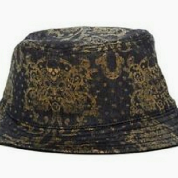 true religion bucket hat